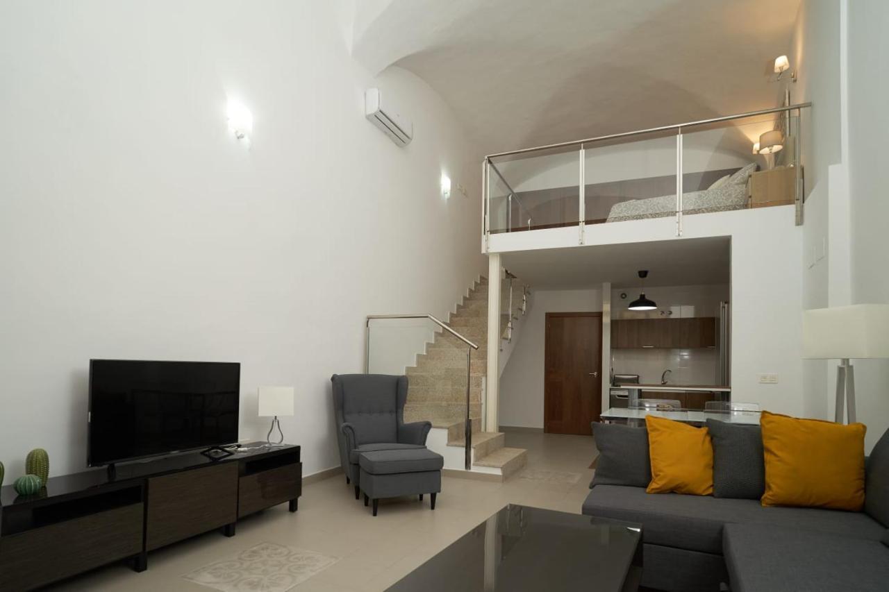Apartamento Turistico Centro Monumental -- Caceres Exterior photo